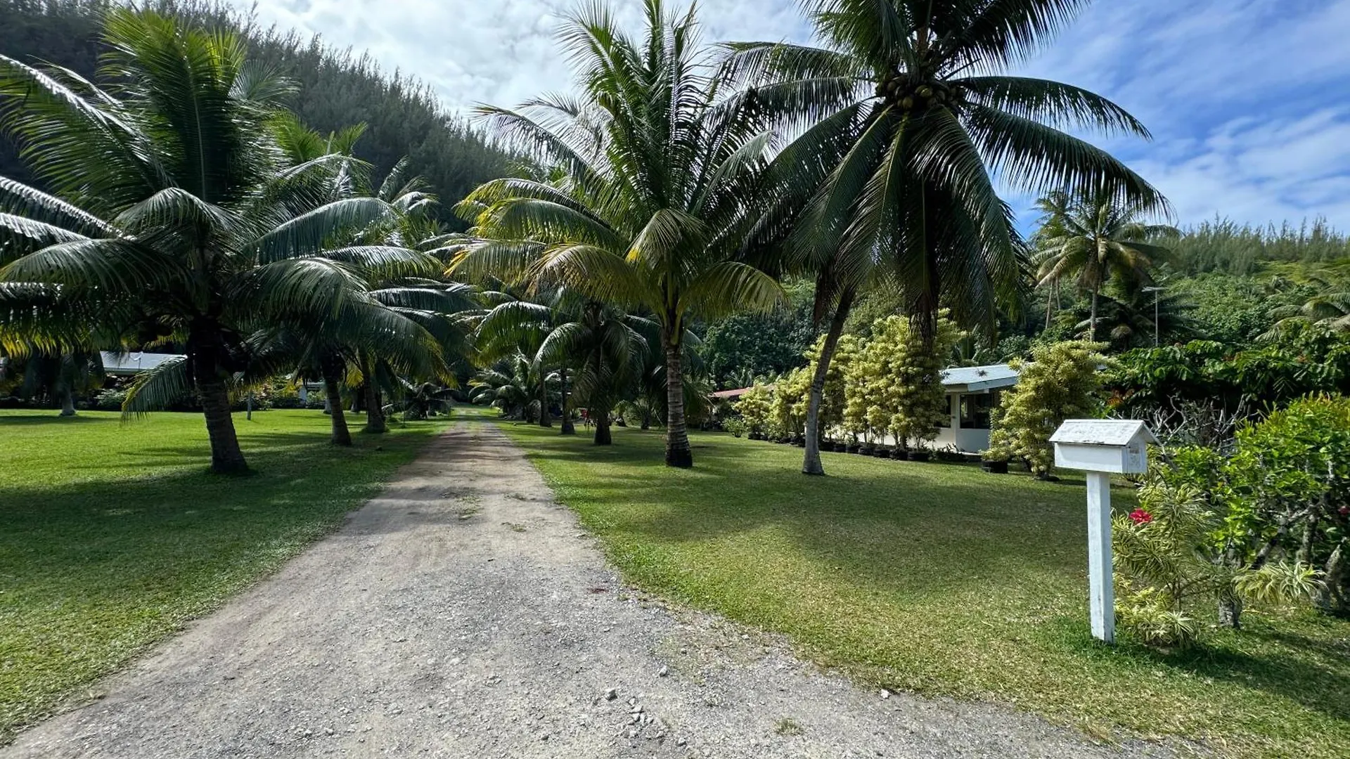 Bed & Breakfast Mitiana Lodge Huahine